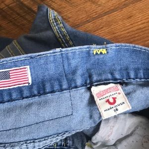 Men’s true religion jeans